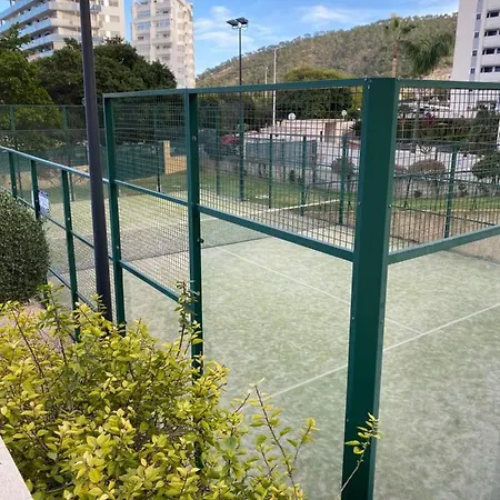 Benidorm Con Piscina En La Playa Apartamento *